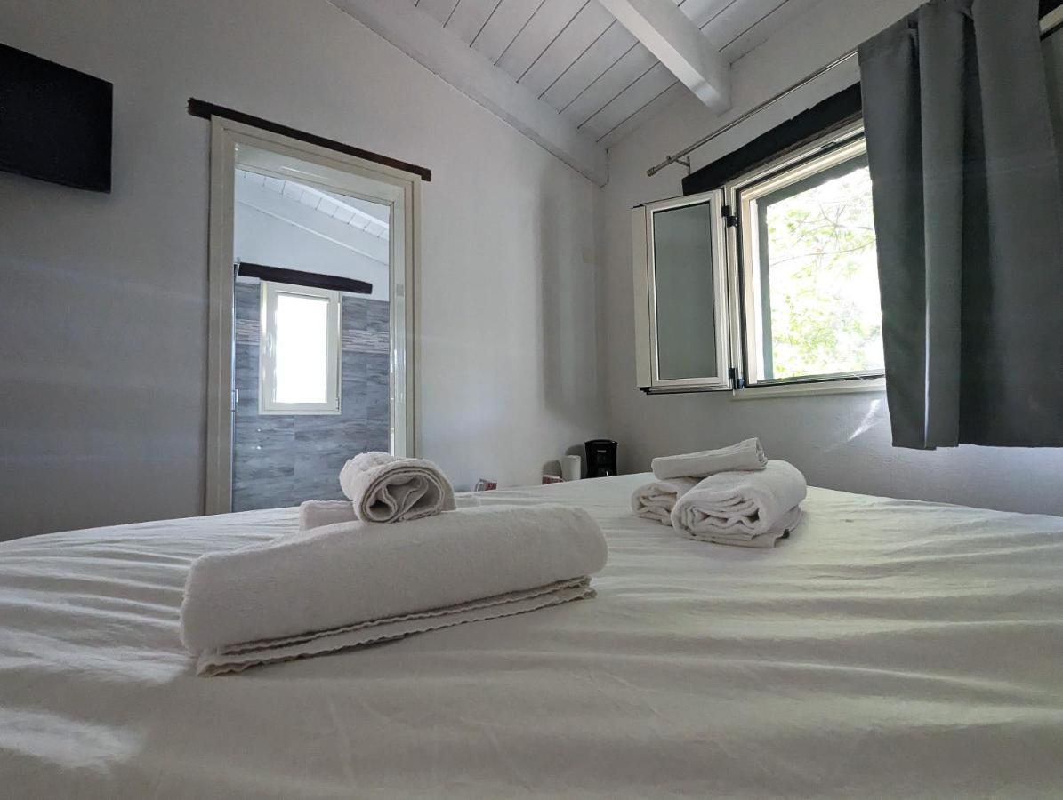 Villaggio Camping Torre Del Porticciolo Porto Conte Exterior photo