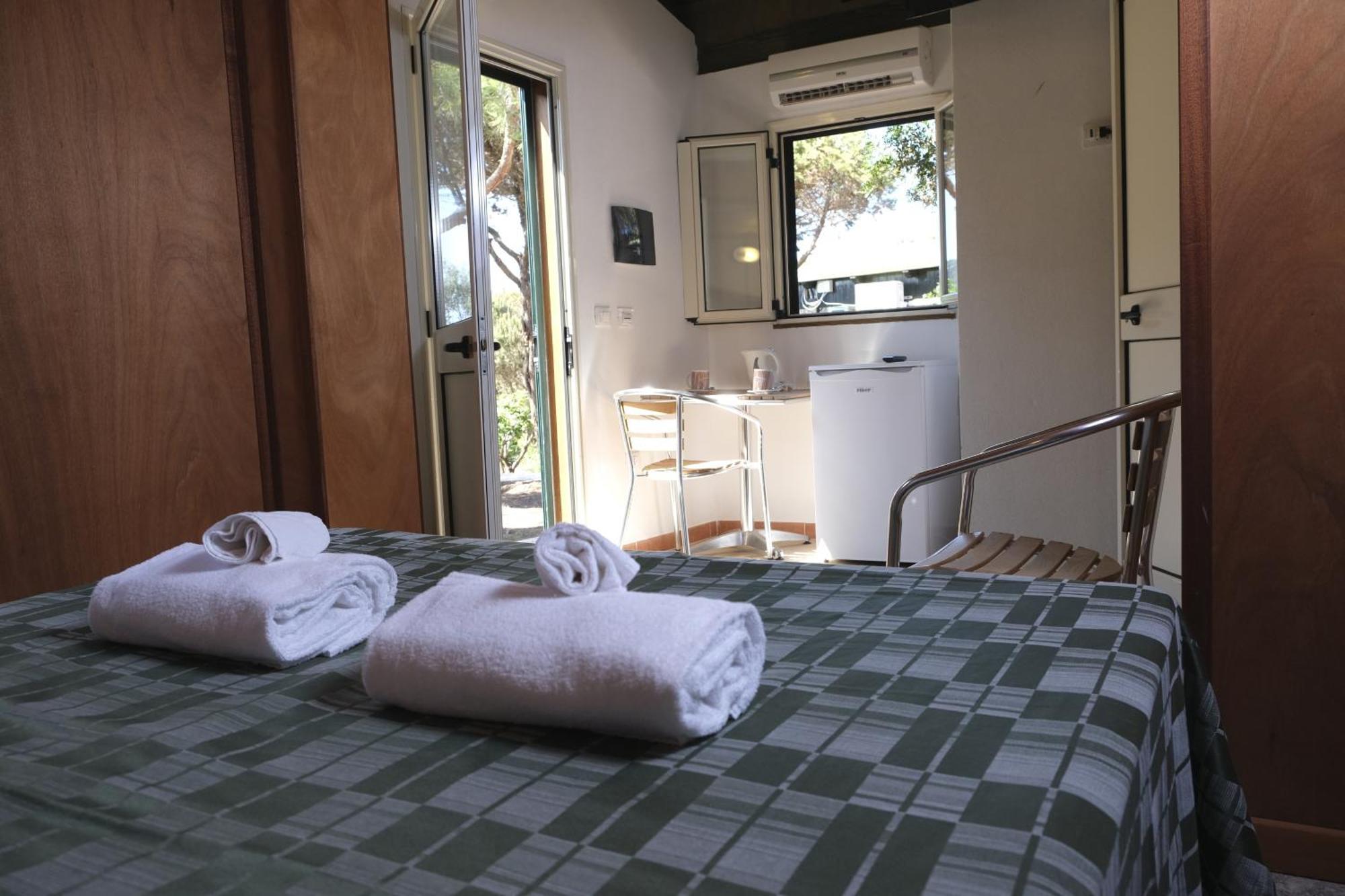 Villaggio Camping Torre Del Porticciolo Porto Conte Room photo
