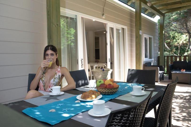 Villaggio Camping Torre Del Porticciolo Porto Conte Exterior photo
